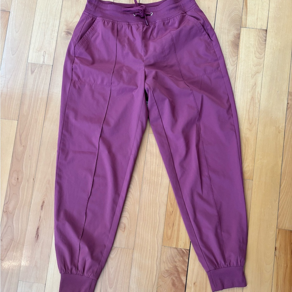 Women's Hyba jogger athletic gym jogger pants size S - loose fit